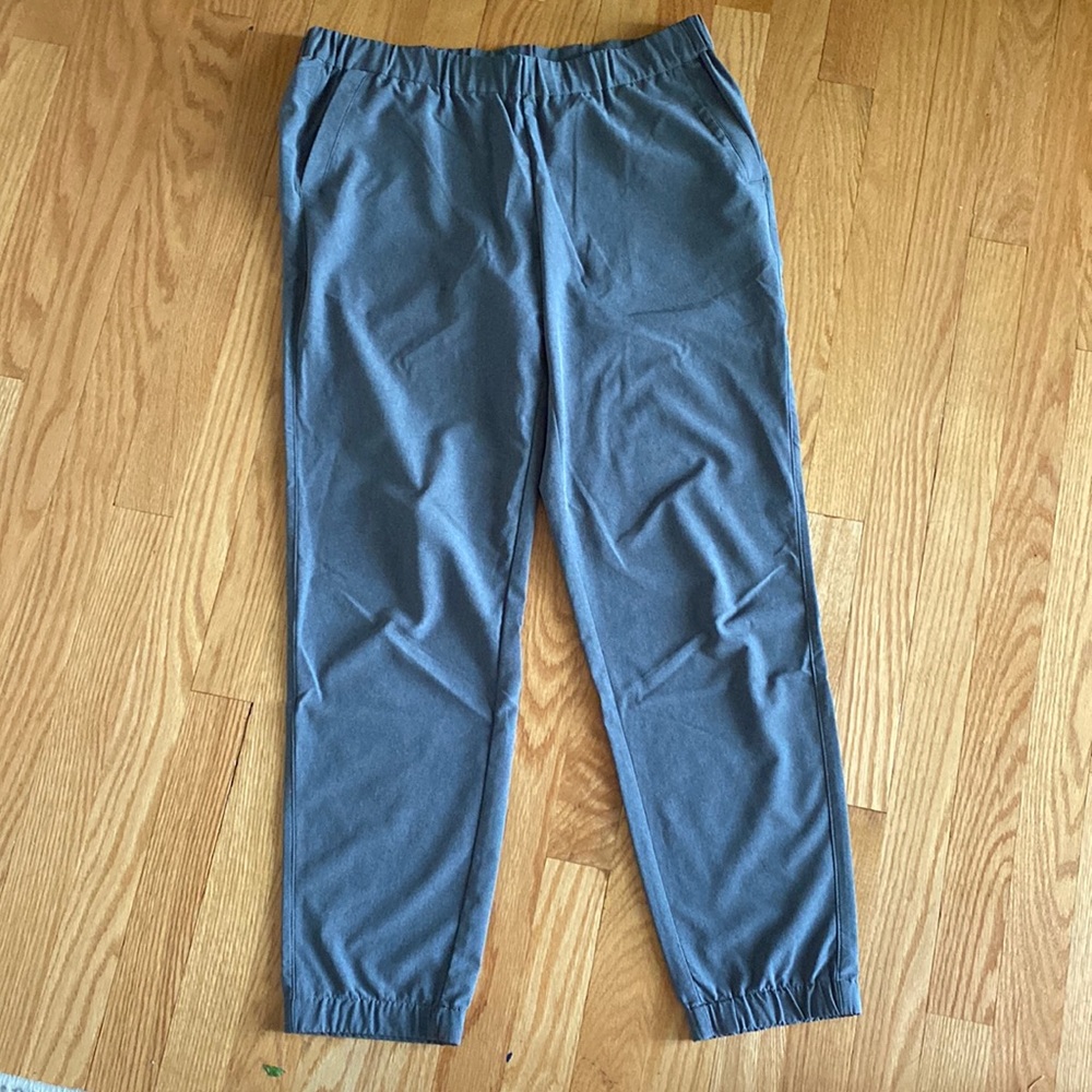 Eddie Bauer Jogger—M